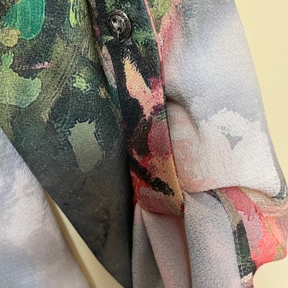 Mode Vin Rouge Beautiful Summer blouse, “Looks like a watercolour” colour. 🖼️ M - Picture 8 of 11